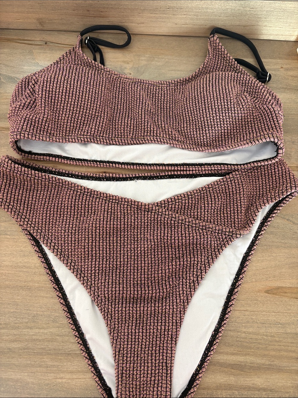 Women’s Textured Mauve Pink Bikini Set - Stylish Two-Piece Swim